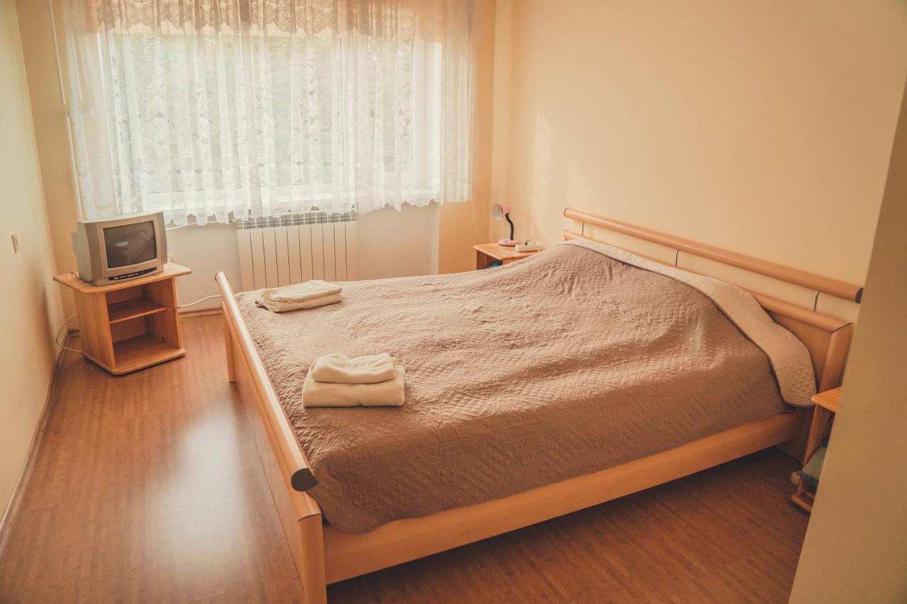 Hostel Nele Johvi Luaran gambar