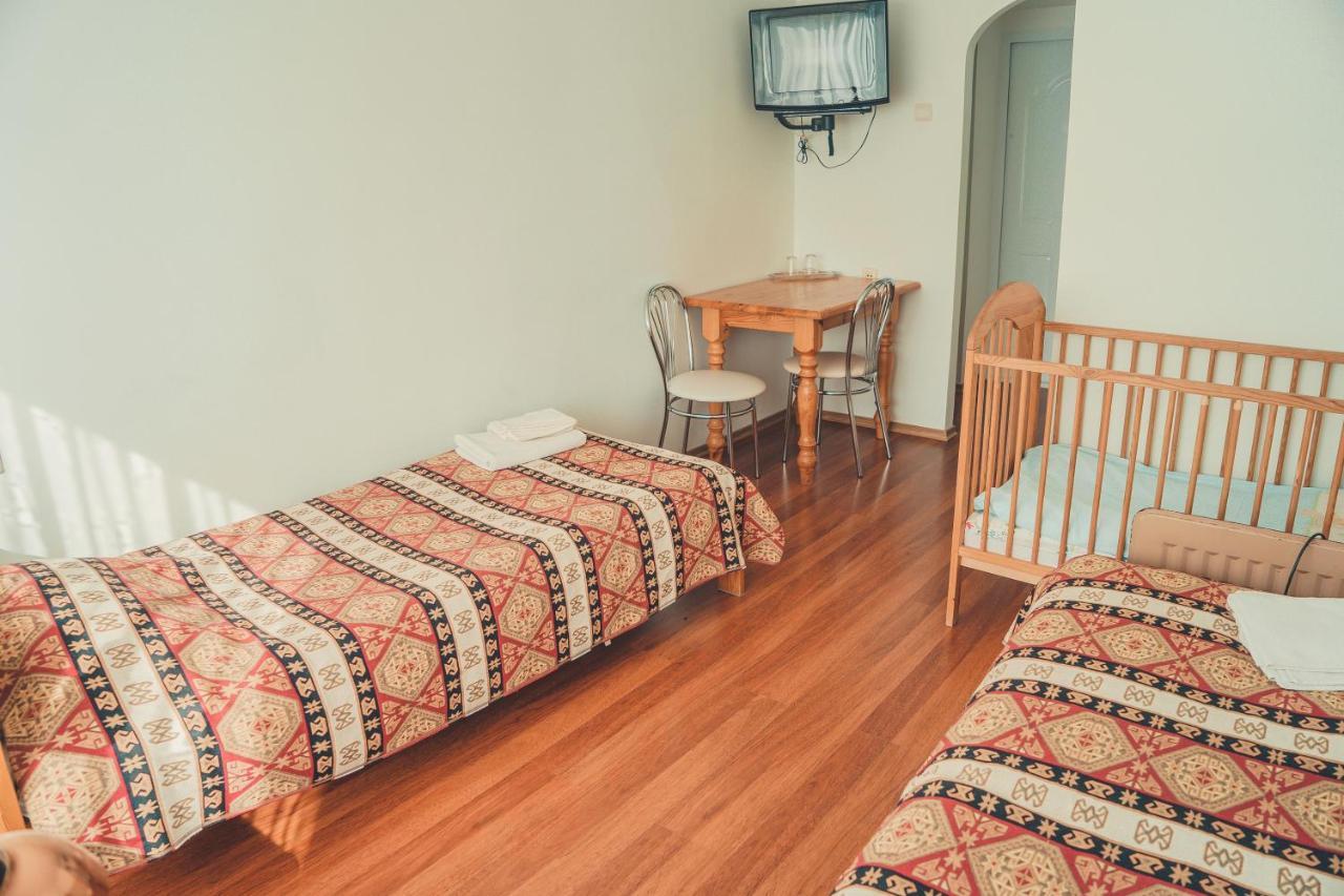 Hostel Nele Johvi Luaran gambar
