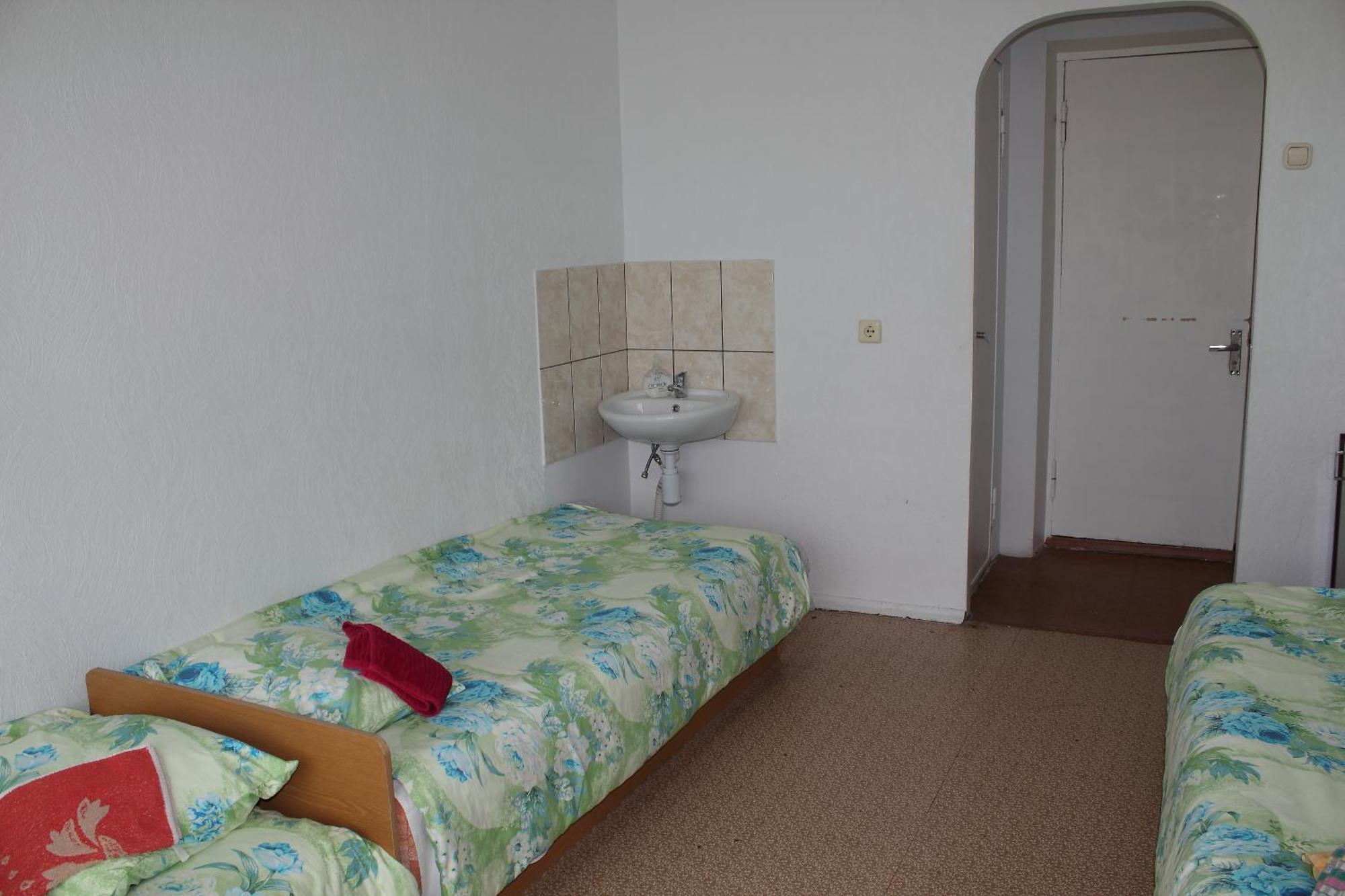Hostel Nele Johvi Bilik gambar